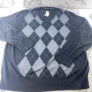 BANANA‎ REPUBLIC Silk Cotton
Cashmere Sweater Diamond Print
Pullover